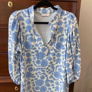 Smith and Quinn top.  XL, excellent used condition.